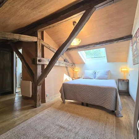 Holiday home Maison Avec Piscine Privee Et Animaux Admis - 10 Pers. - Fr-1-616-586