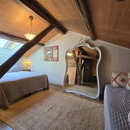 Maison Avec Piscine Privee Et Animaux Admis - 10 Pers. - Fr-1-616-586 Holiday home Saint-Pancrace (Dordogne)